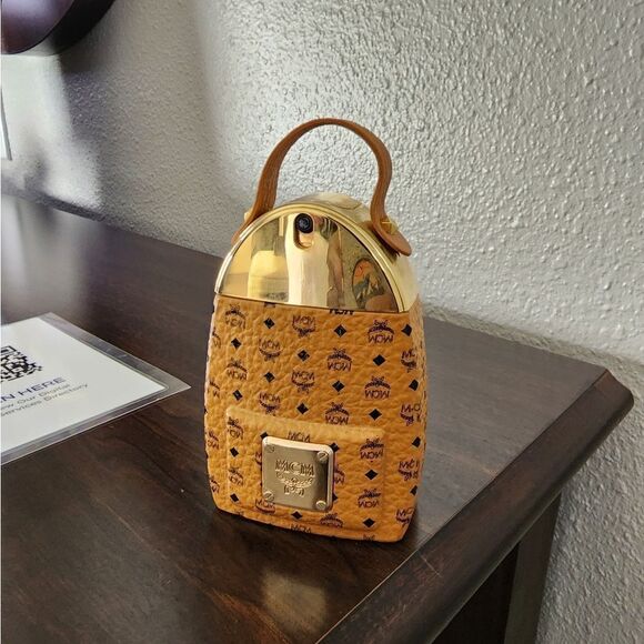 MCM    - Picture 3 of 3